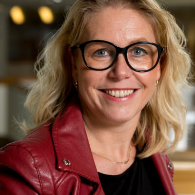 Lugthart-van Galen, Marlous Marlous Lugthart-van Galen