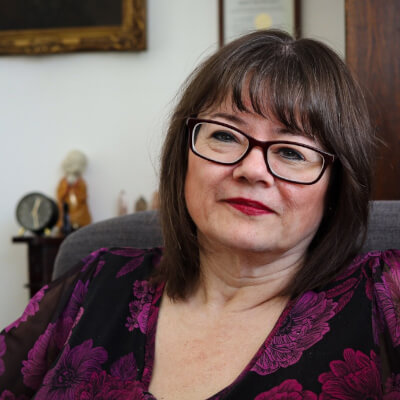 van Bavel, Jolanda Jolanda van Bavel